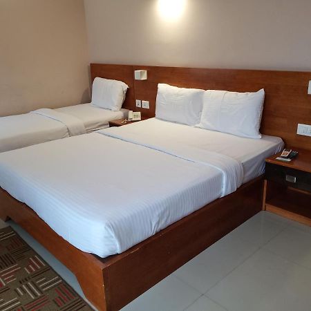 Devanganam Residency Guruvāyūr Exterior foto