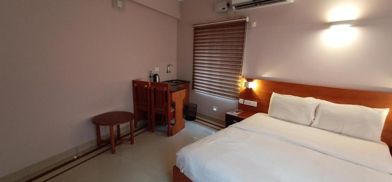 Devanganam Residency Guruvāyūr Exterior foto