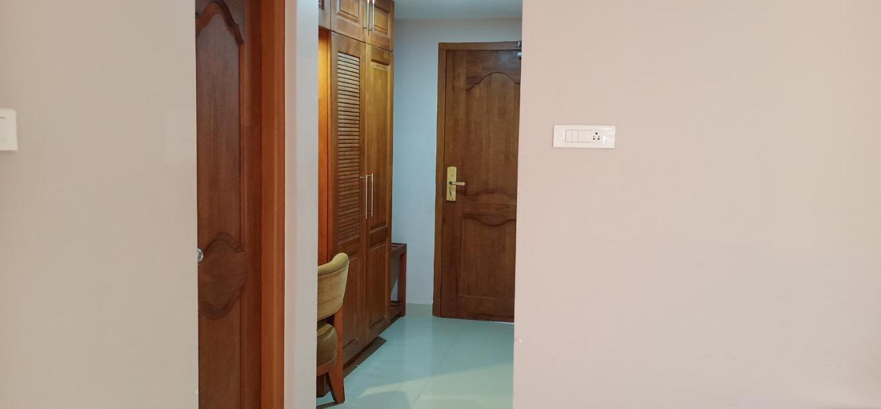Devanganam Residency Guruvāyūr Exterior foto